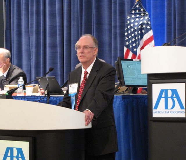 President Thies delivers his remarks in support of Resolution 10A before the ABA's House of Delegates.