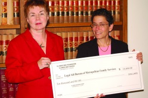 IBF Grants Committee Member Judge Nancy Katz of Chicago presents a $10,000 grant to Kendra Reinshagen, Executive Director of Legal Aid Bureau of Metropolitan Family Services in Chicago. 